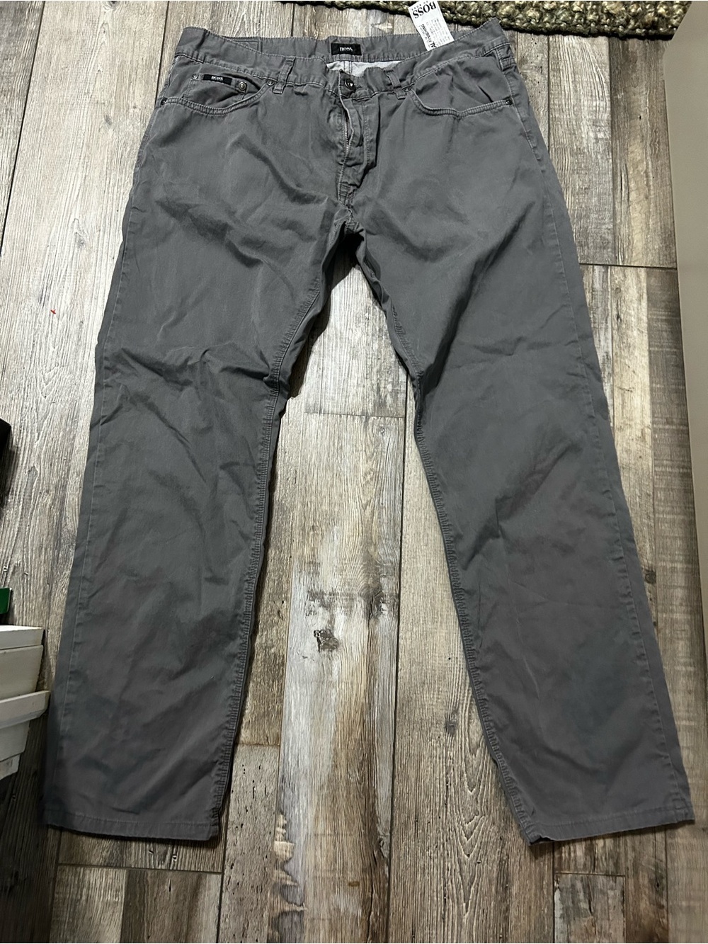Hugo Boss Men's Gray Chinos jeans